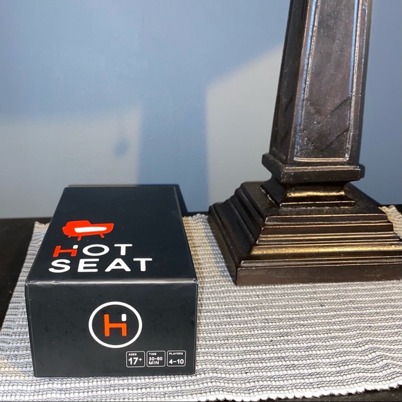 Hot Seat - The Adult Party Game About Your Friends - Picture 4 of 4